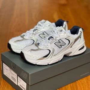 NEW BALANCE 530 Women Sneakers